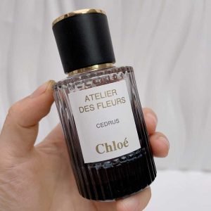 black perfume bottle 30ml